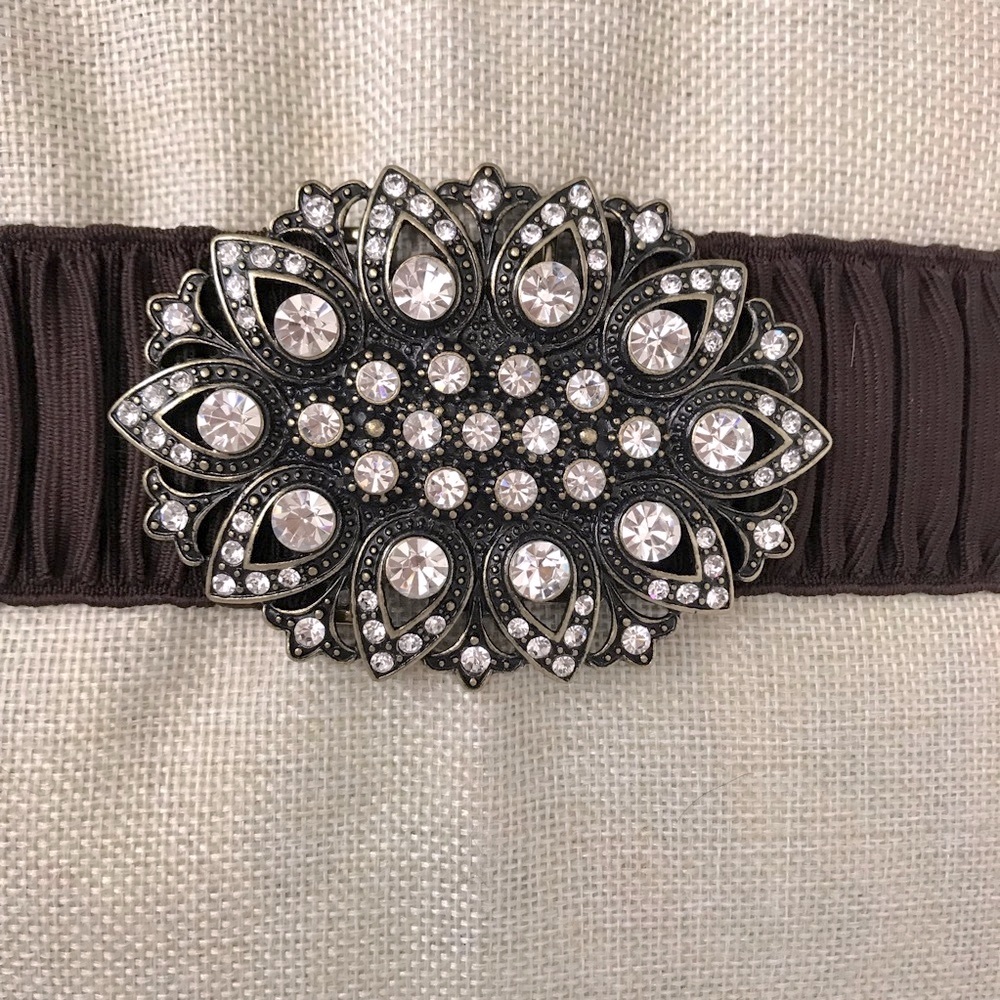 WOMENS STRETCH RHINESTONE BUCKLE BELT -BROWN -NEW NWOT
